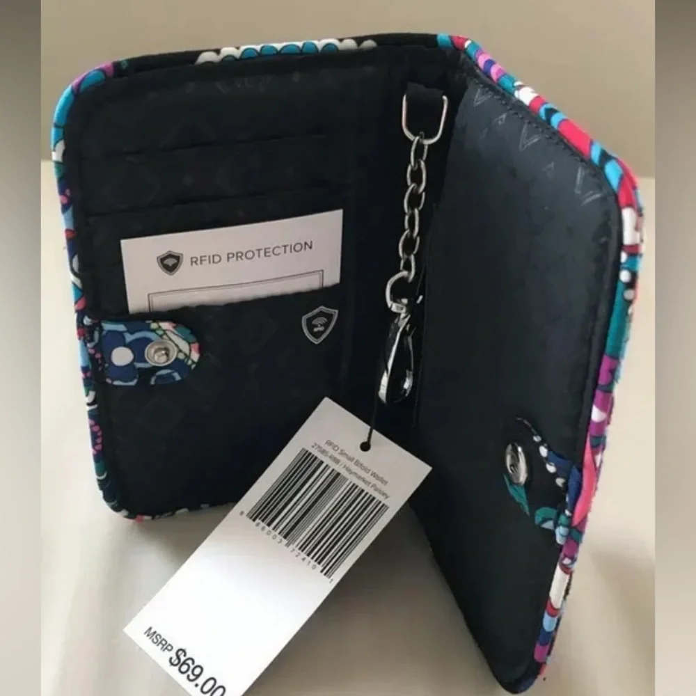 Vera Bradley Small Bi-fold Wallet Haymarket Paisley with RFID - Picture 2 of 2